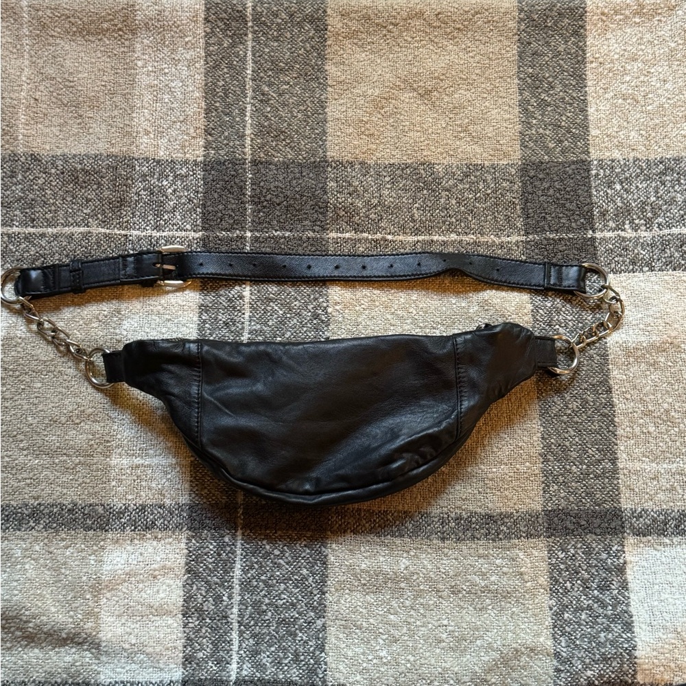 Free People calf skin leather Black Leather belt Bag silver hardware - Picture 2 of 8